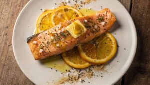 Lachs im Ofen bei 120 Grad: Warum Profiköche niedrige Temperaturen bevorzugen